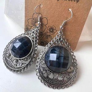 Black Silver Fashion Dangle Earrings